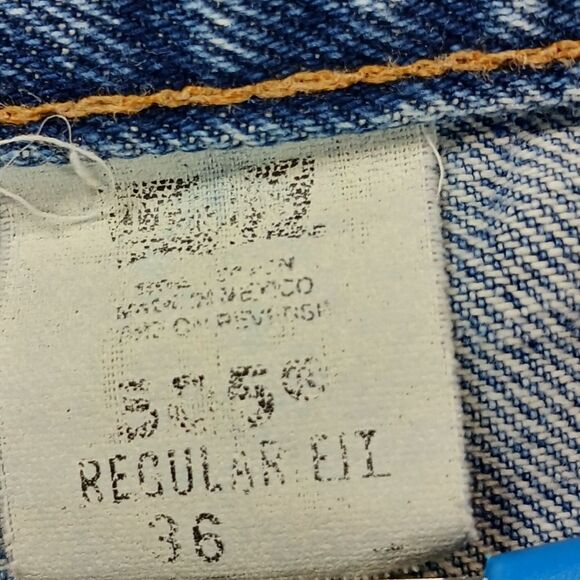 Levi's 505 Men's 36 (see measurements) Denim Shorts. Blue. - Picture 4 of 8